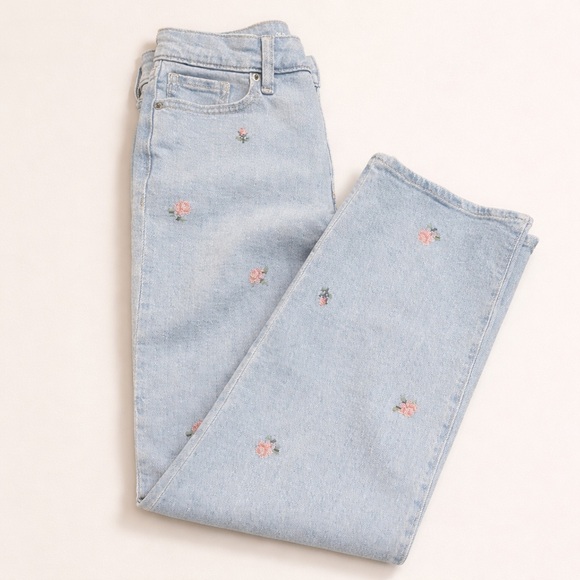 Old Navy Denim - Old Navy Floral Embroidered High-Rise OG loose Jeans Size 4 Like New